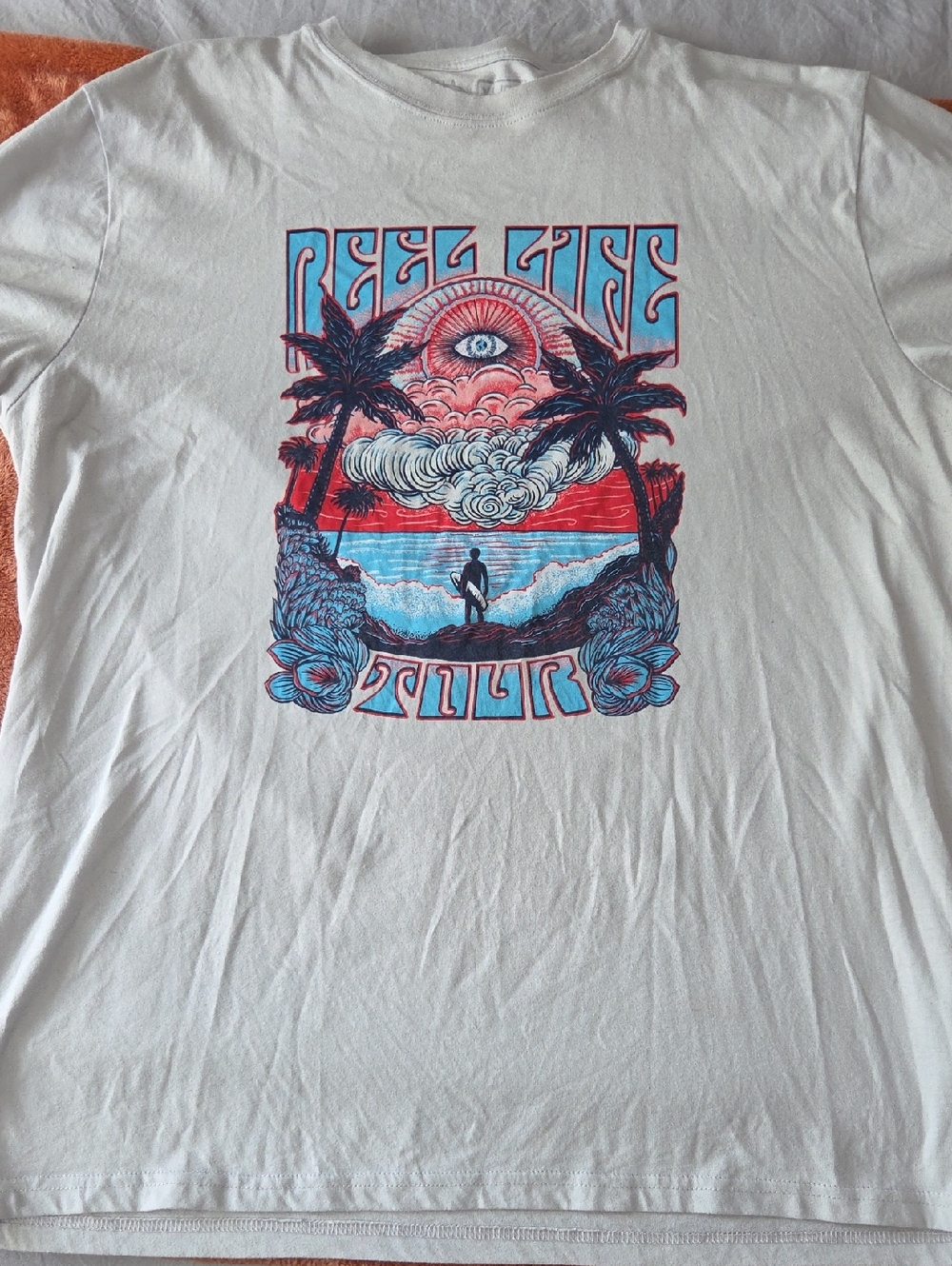 Graphic Surf Short Sleeve Tee — White with Blue & Red Print